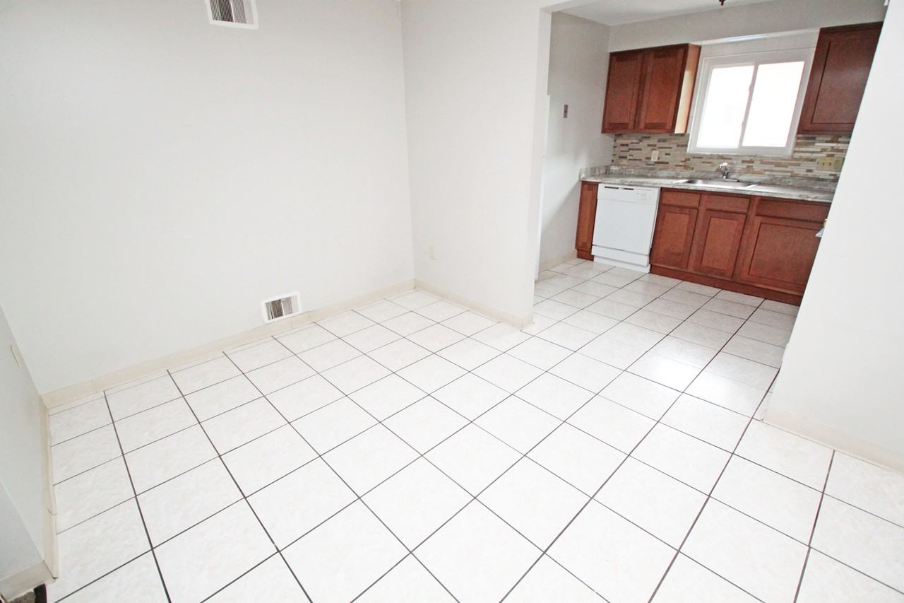 Steuben Street Apartments - Photo 2 of 9