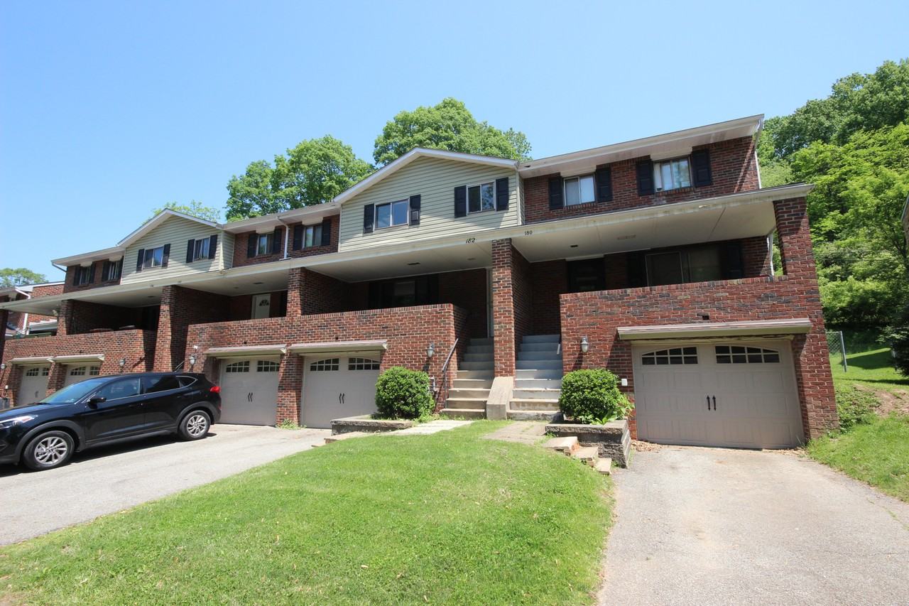 Bale Manor Townhomes Apartments 171 Bale Dr, Pittsburgh, PA 15235
