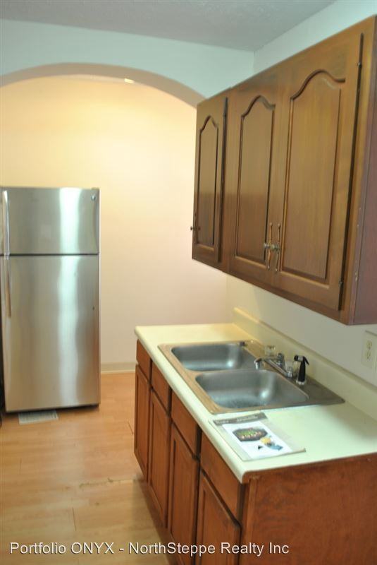 N High St 2321-2327 ONYX - Photo 3 of 13