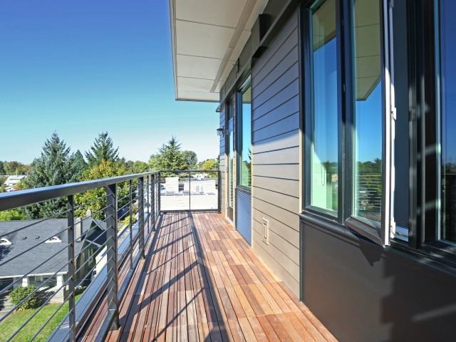 The Fifty at Division - Photo 3 of 50