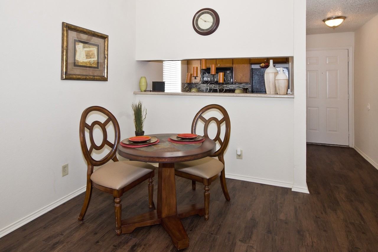 Windscape Apartments - Photo 4 of 17