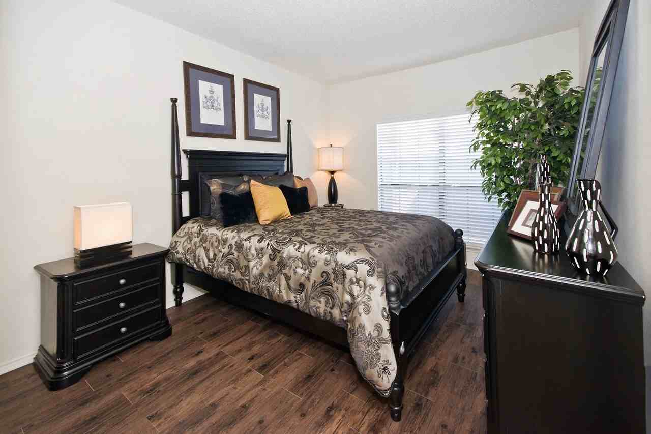 Windscape Apartments - Photo 6 of 17