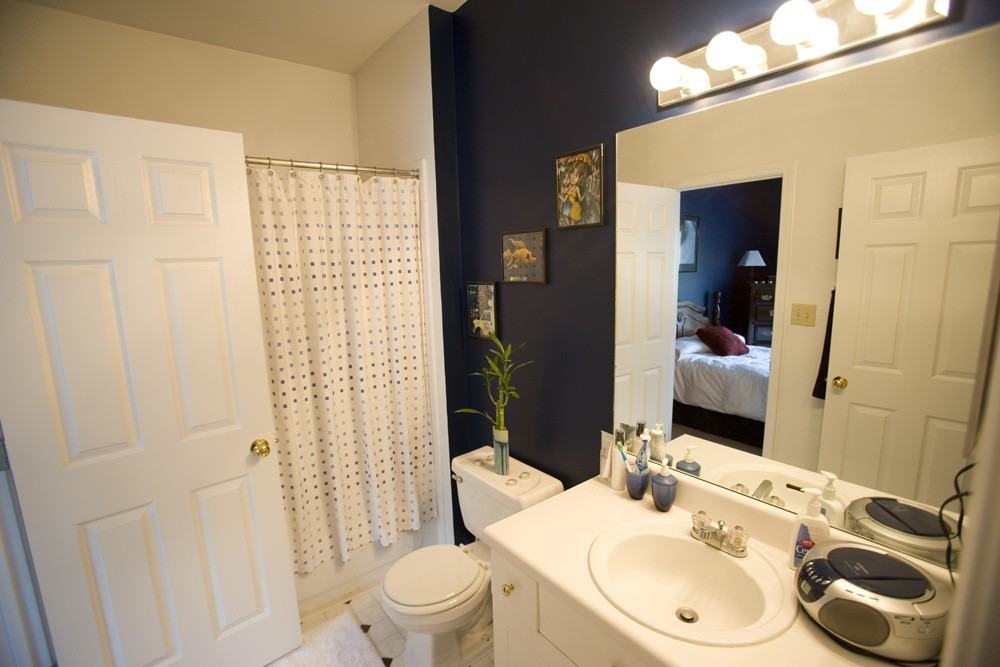 Highland View Apartments - Photo 6 of 46