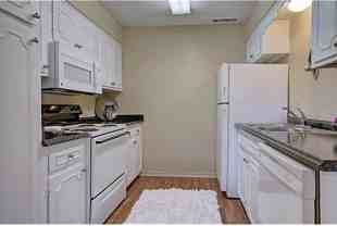 Autumn Woods Apartments - Photo 1 of 1