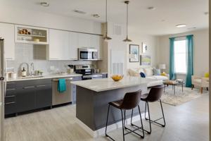 featured image of 200 Presidential Way