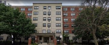 featured image of 8915 S Loomis St