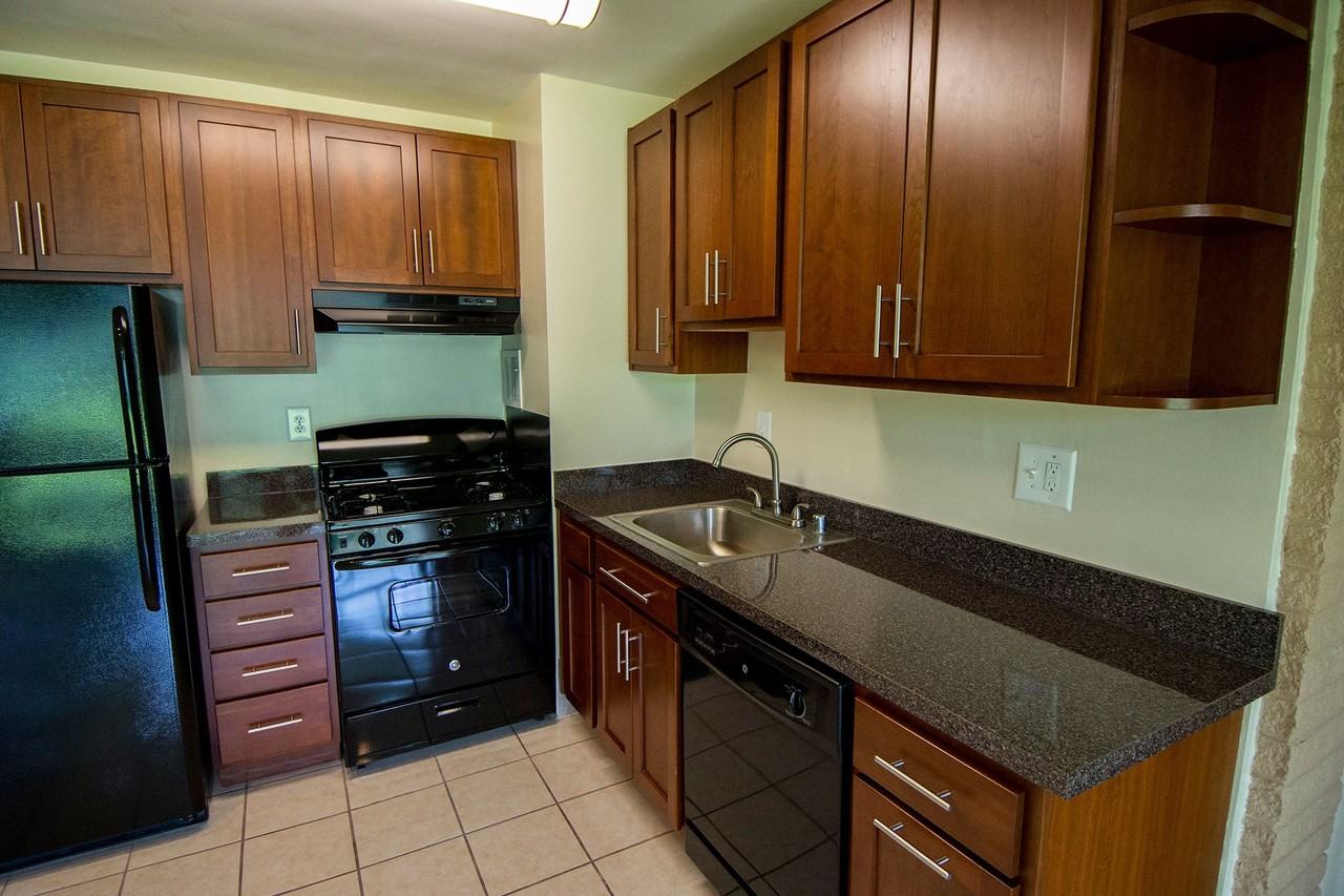 Heritage Park Apartments - Photo 3 of 50