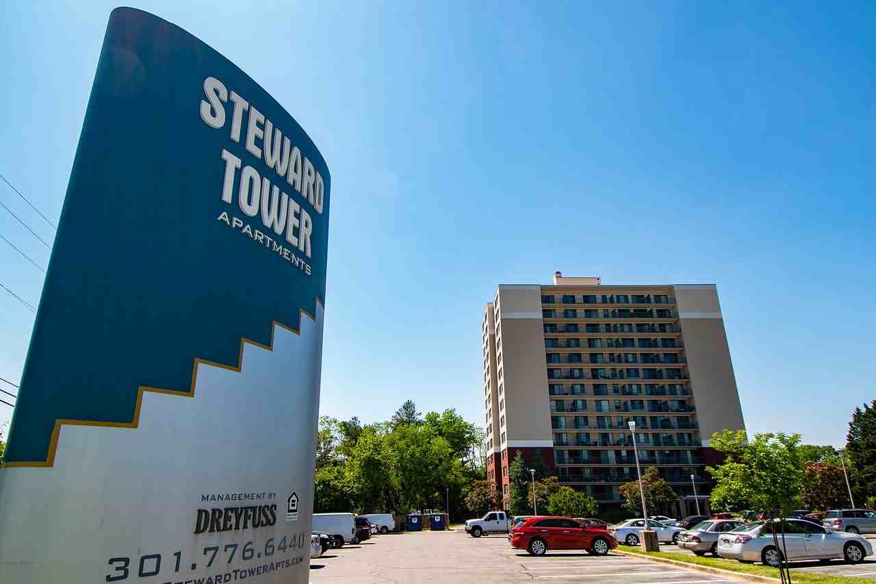 Steward Tower Apartments - Photo 4 of 50