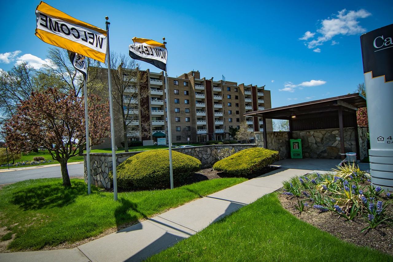 Carriage Park Apartments - Photo 5 of 26