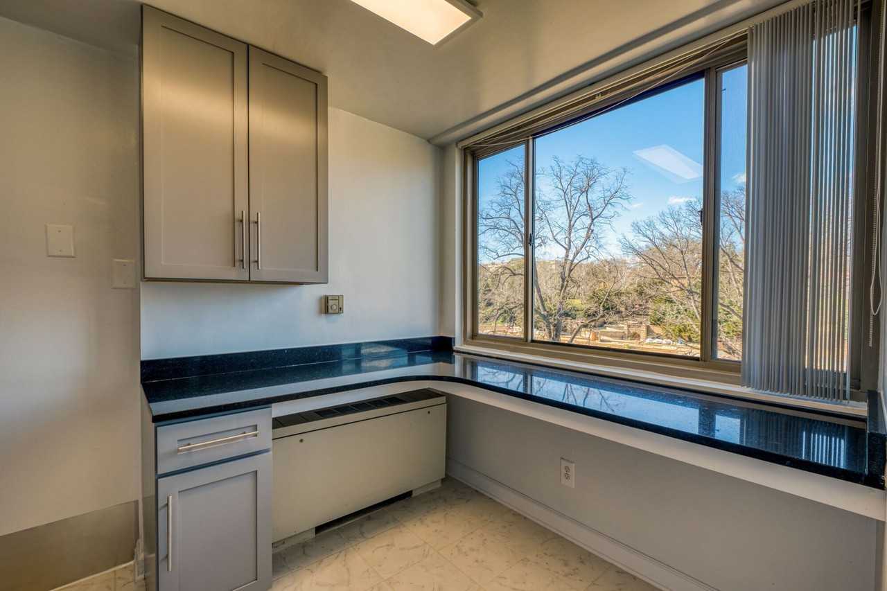 2112 New Hampshire Avenue - Photo 3 of 50