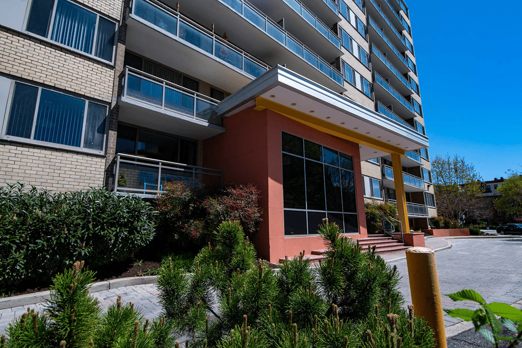 2112 New Hampshire Avenue - Photo 2 of 50