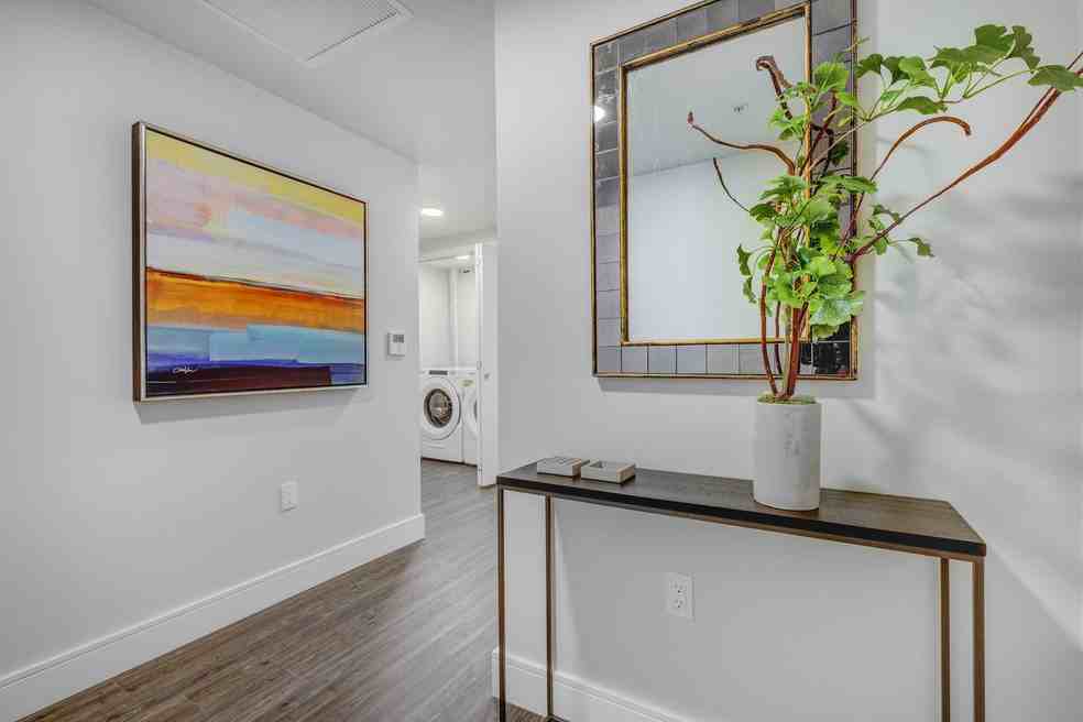 Nexus On 9th - Photo 7 of 14