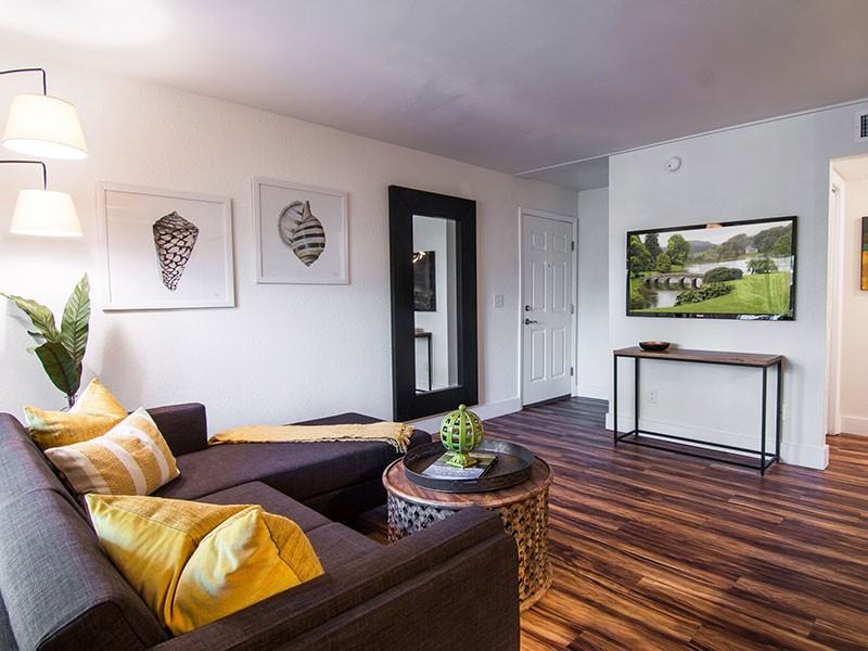 Innovo Living On Waters - Photo 4 of 18