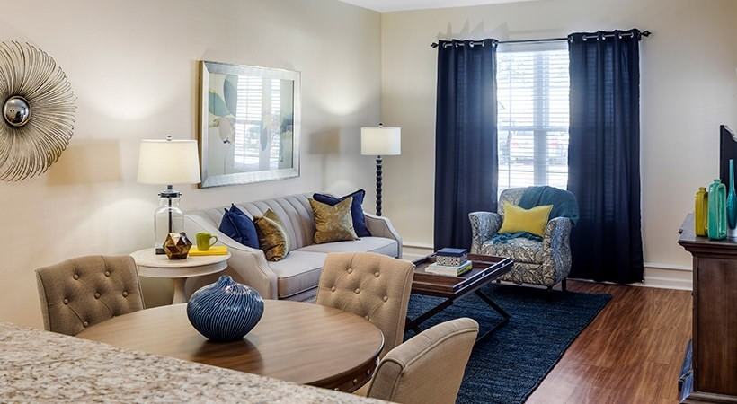 The Residences At Highland Glen - Photo 3 of 17