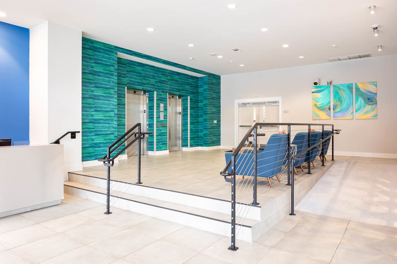 200 Edgewood | Student Housing - Photo 6 of 38