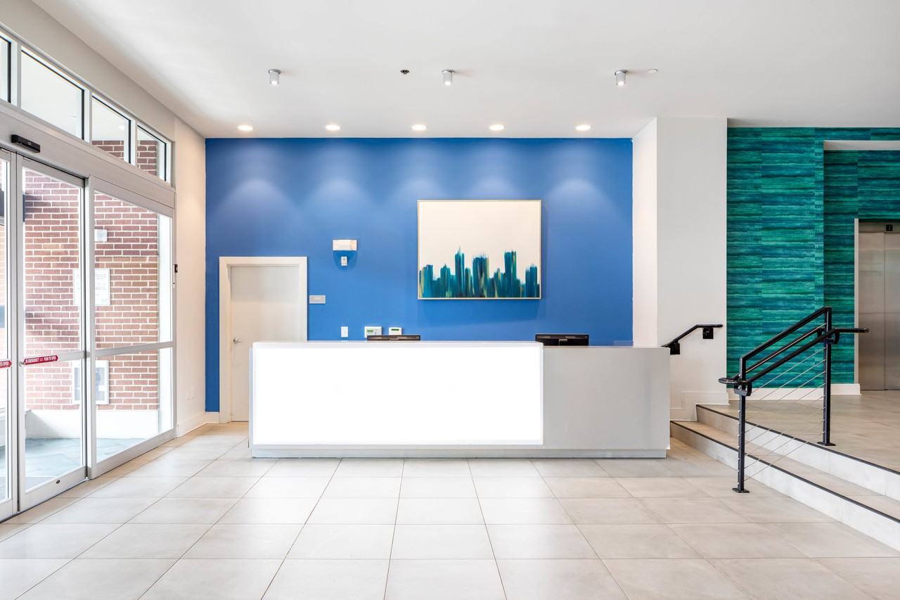 200 Edgewood | Student Housing - Photo 7 of 38