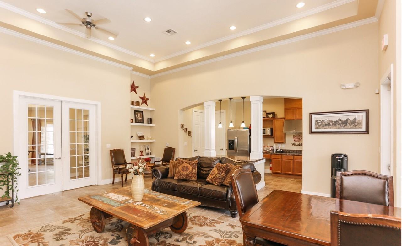 Woodlawn Ranch Apartments - Photo 2 of 21