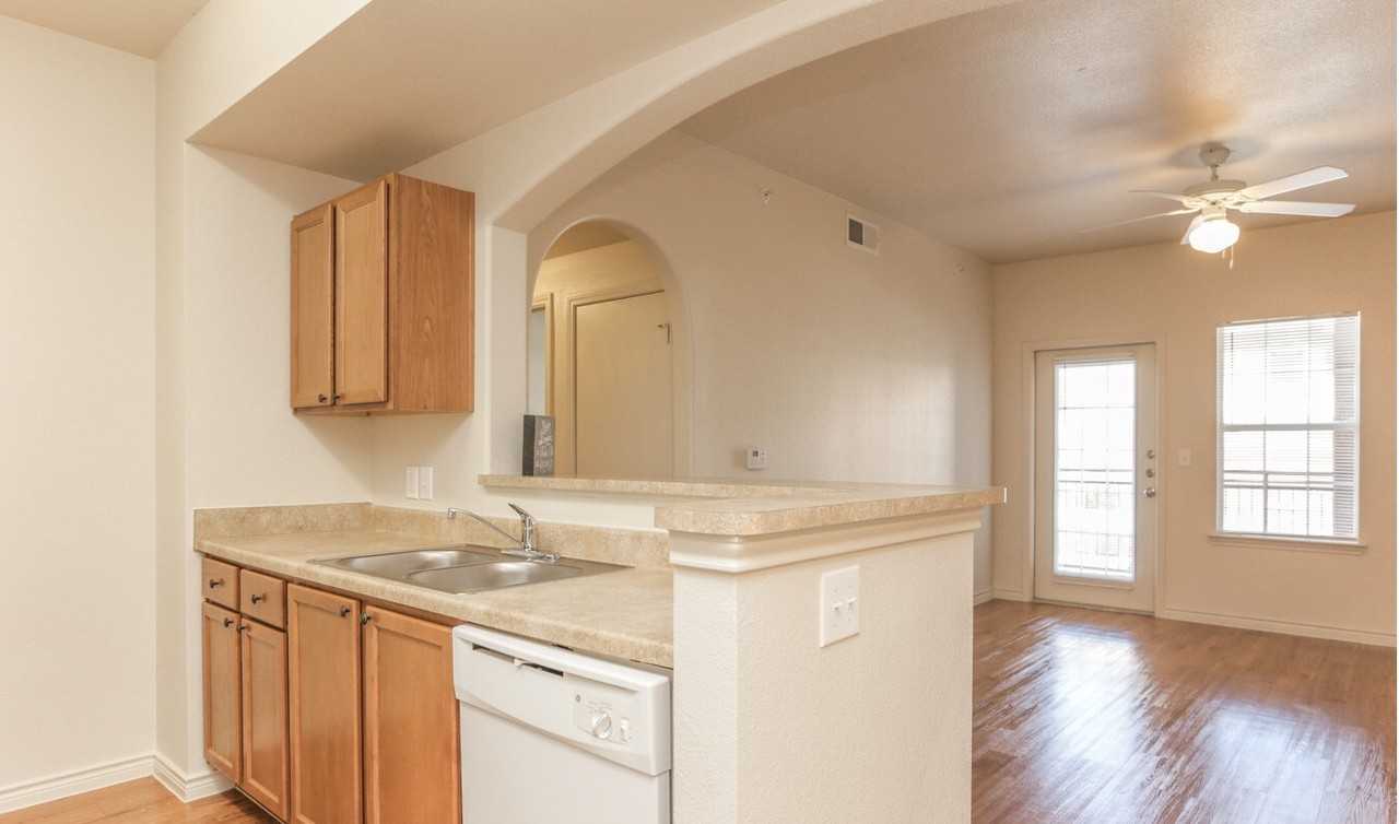 Woodlawn Ranch Apartments - Photo 3 of 21