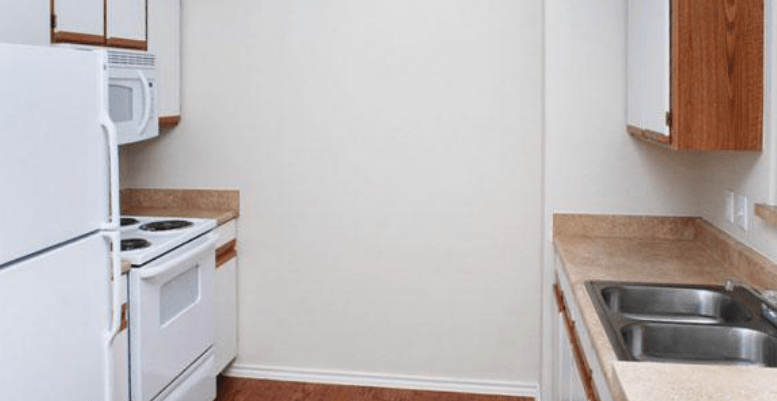 Elan Gardens Apartments - Photo 6 of 42