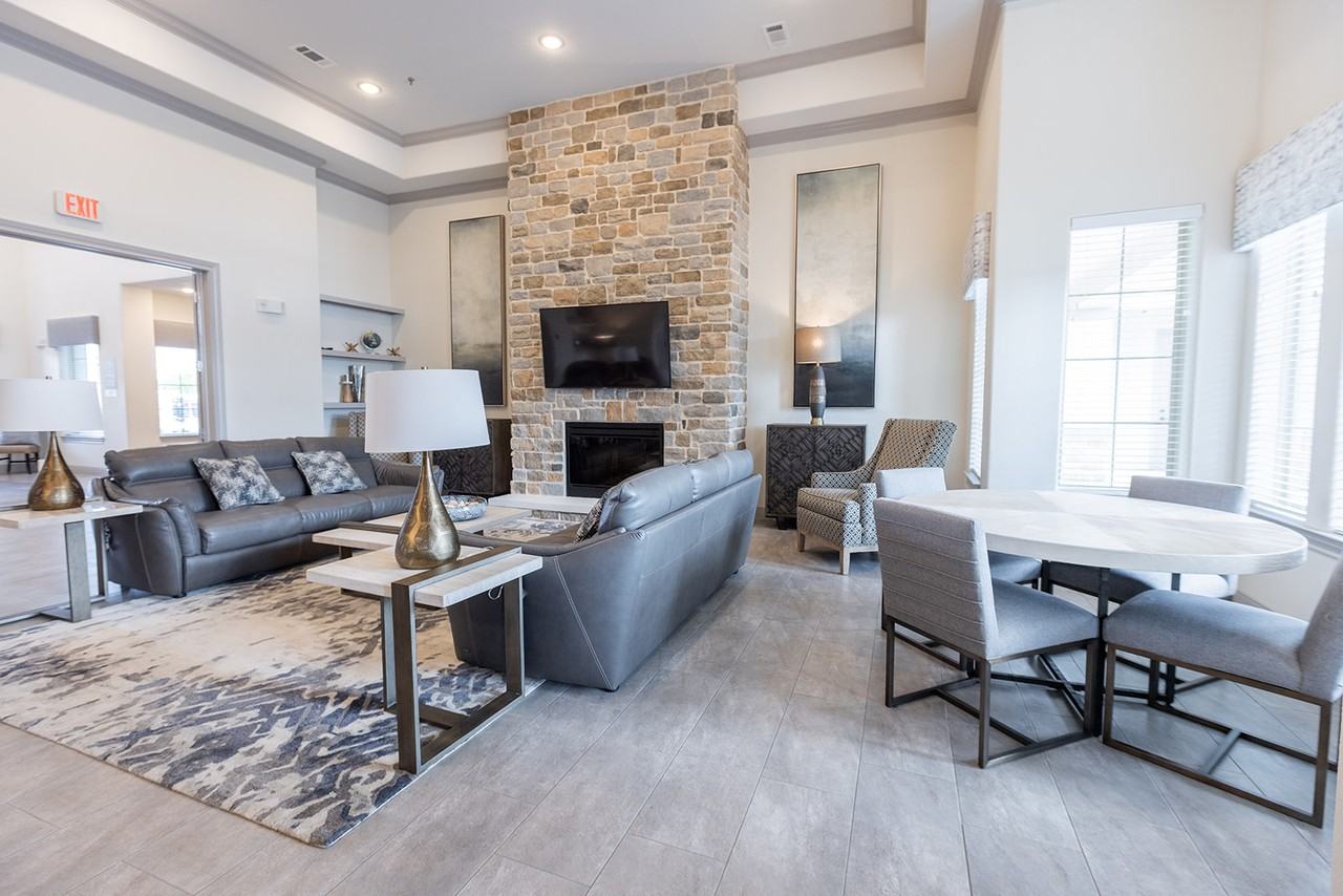 Medio Springs Ranch Apartments - Photo 6 of 50