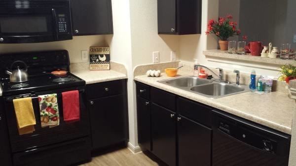 Hacienda Del Sol Apartments - Photo 2 of 14