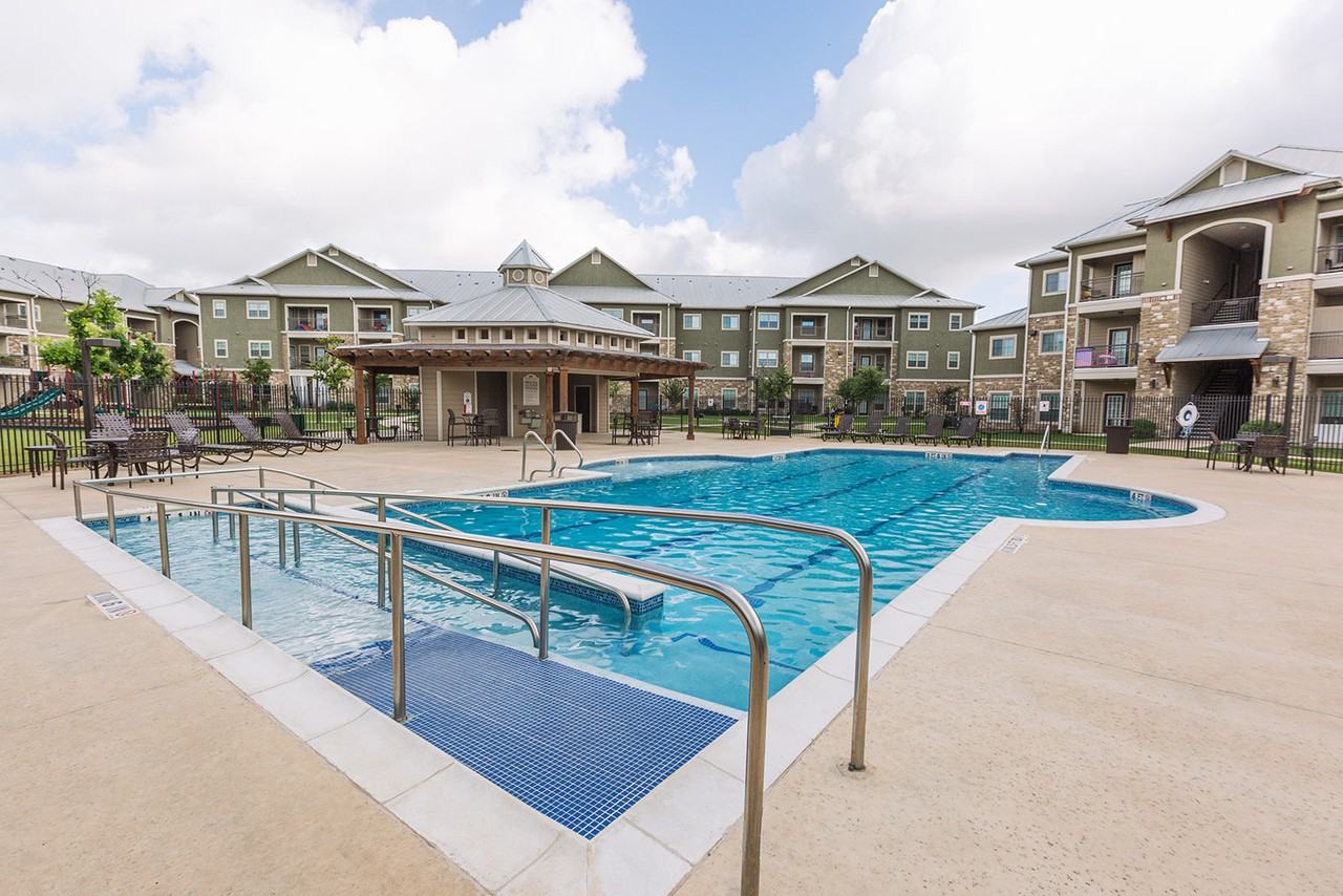 Freedom Hills Ranch Apartments - Photo 4 of 50