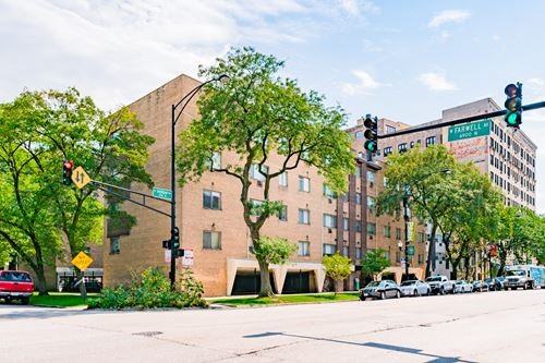 6825 N. Sheridan Rd Apartments 6825 N Sheridan Rd, Chicago, IL 60626