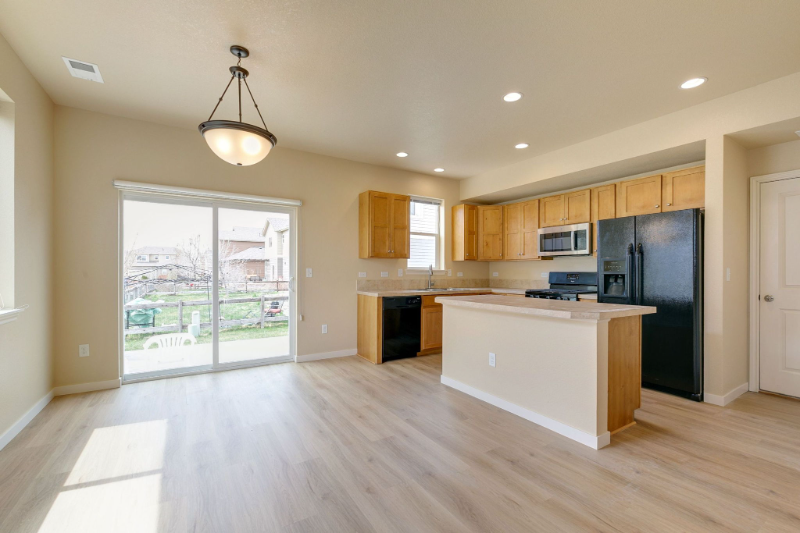 409 Toronto St - Photo 3 of 22