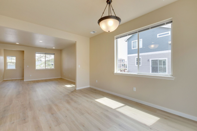 409 Toronto St - Photo 4 of 22