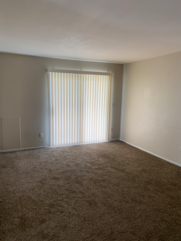 9930 Allen Pointe Dr - Photo 3 of 6