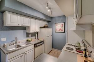 featured image of 8849 Pearl St