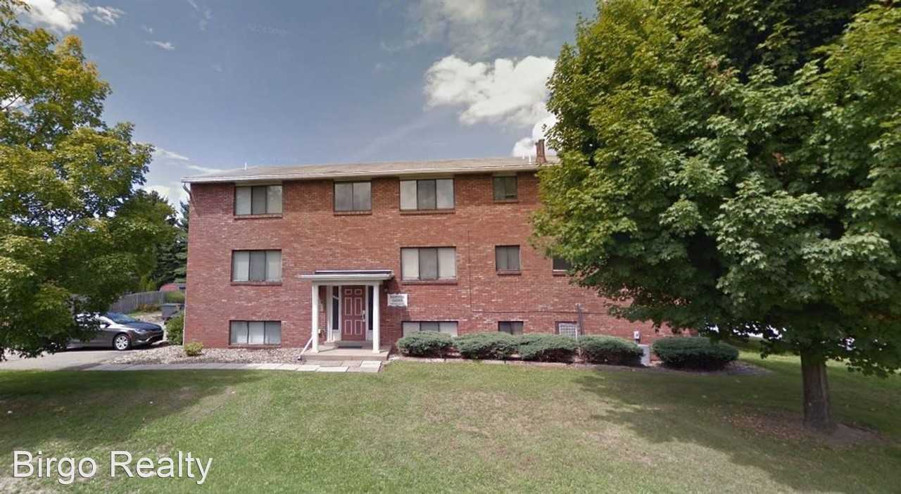 Hampshire Garden - Photo 2 of 16