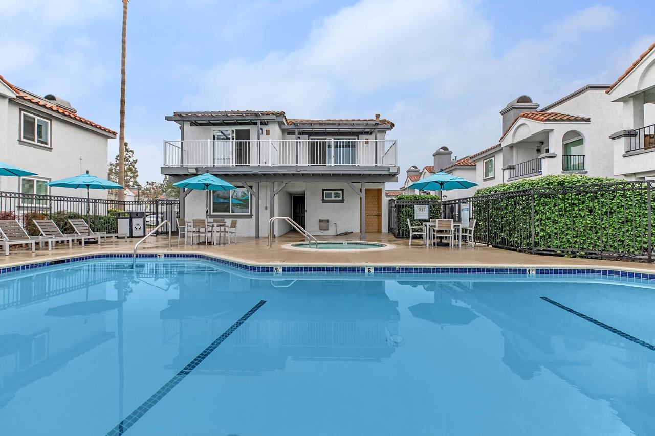 Enclave at Town Square - Photo 4 of 50