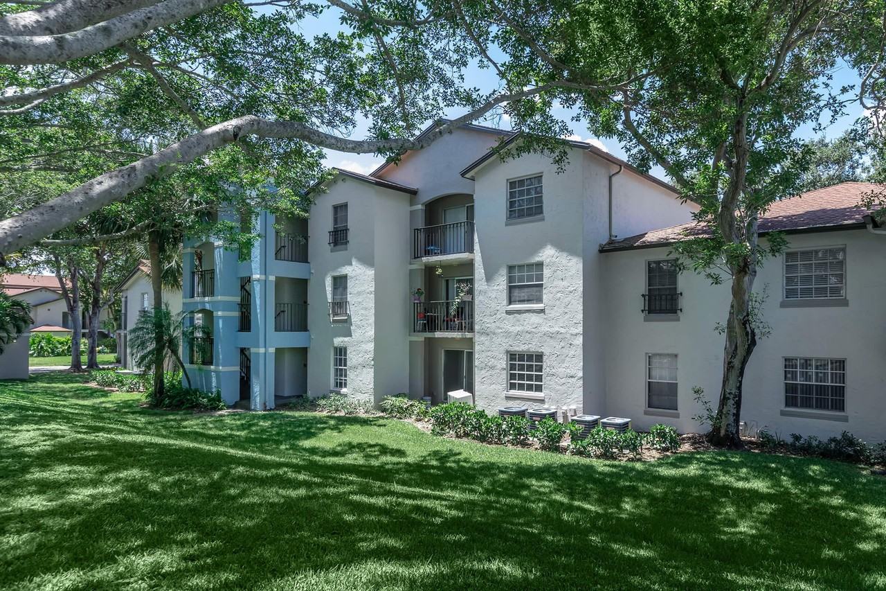 Latitude Pointe - Photo 3 of 50