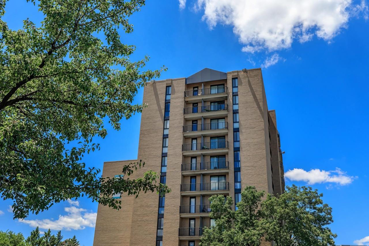 Whitestone at Landmark - Photo 3 of 50