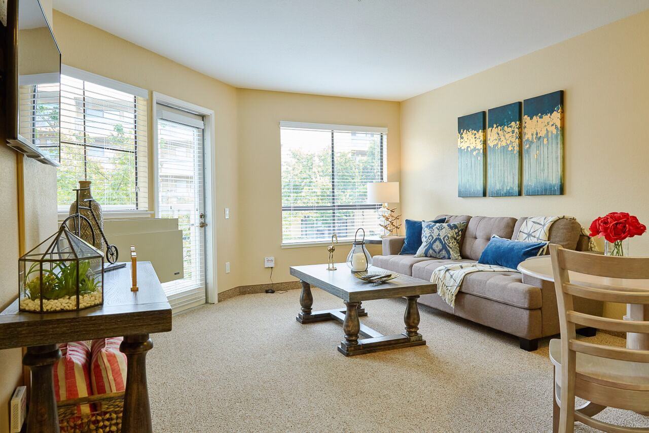 Carlton Senior Living Concord - Photo 6 of 8