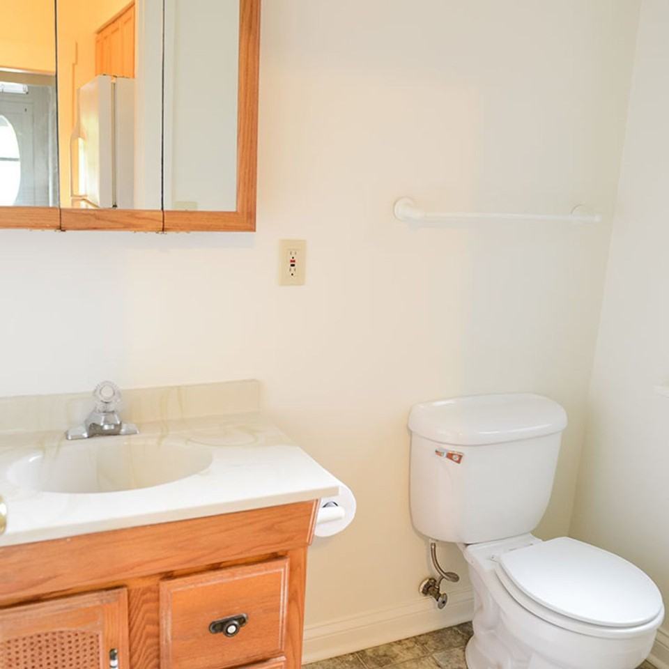 2296 Summit - Photo 6 of 18