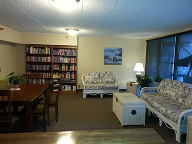 Linden Crest Apartments - Photo 3 of 6