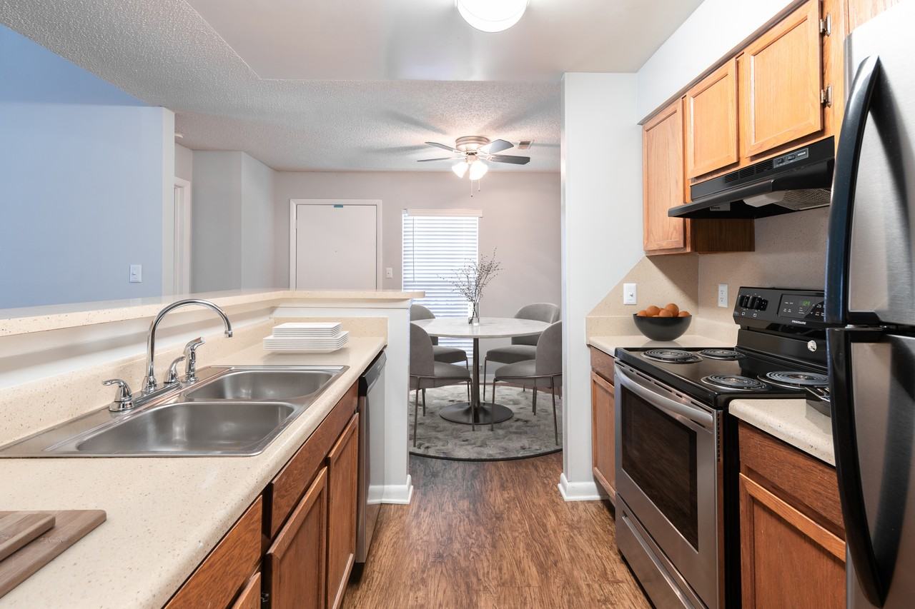 Yorktowne Village Apartments - Photo 7 of 40