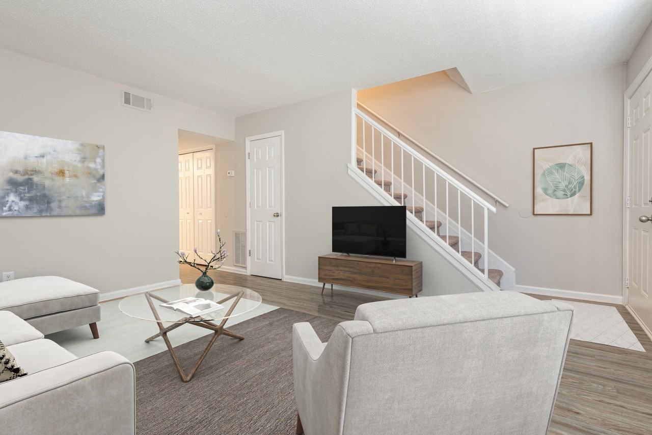 Wynsum Townhomes - Photo 4 of 50