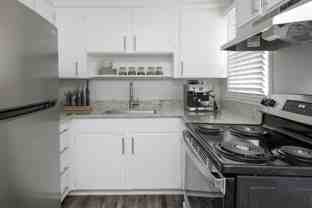 Bradford Commons Townhomes - Photo 1 of 1