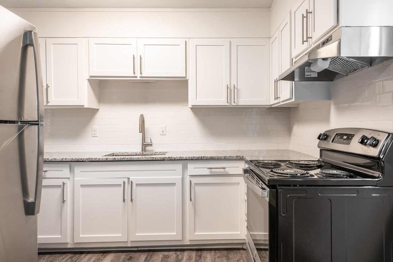 Sage Pointe Townhomes - Photo 4 of 47