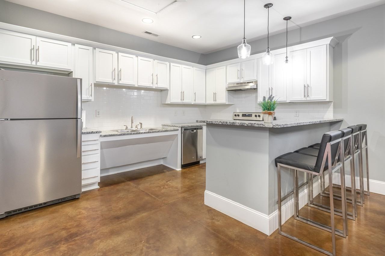 Edge At Noda Apartments - Photo 7 of 45