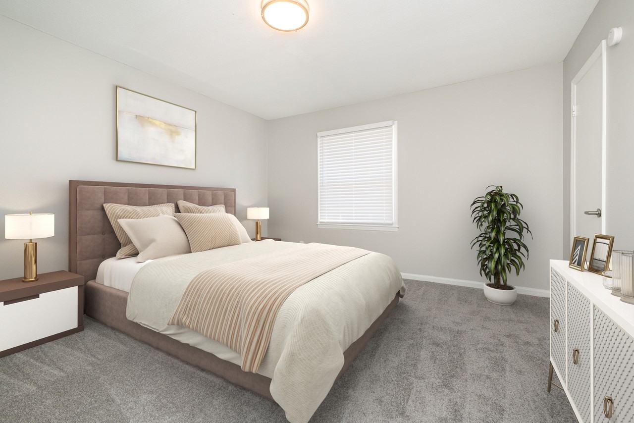 Charlotte 360 Apartments & Townhomes - Photo 6 of 32