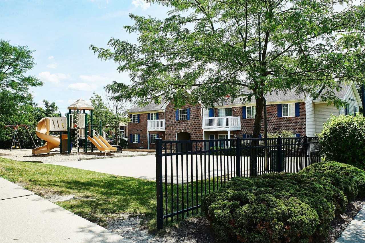 Newburyport Apartments - Photo 6 of 6