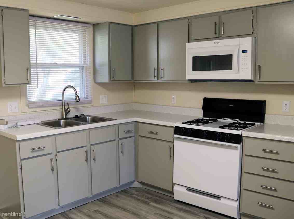 Villas of Wawasee - Photo 3 of 9