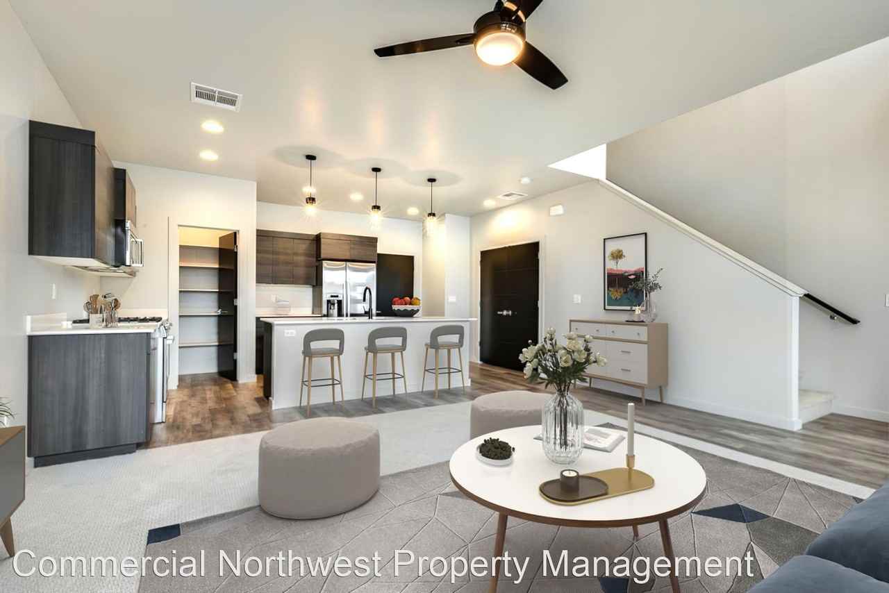 Woodside Villas - Photo 3 of 48