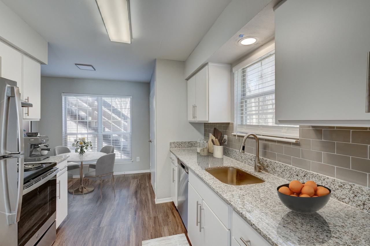 The Domain Apartments - Photo 7 of 16