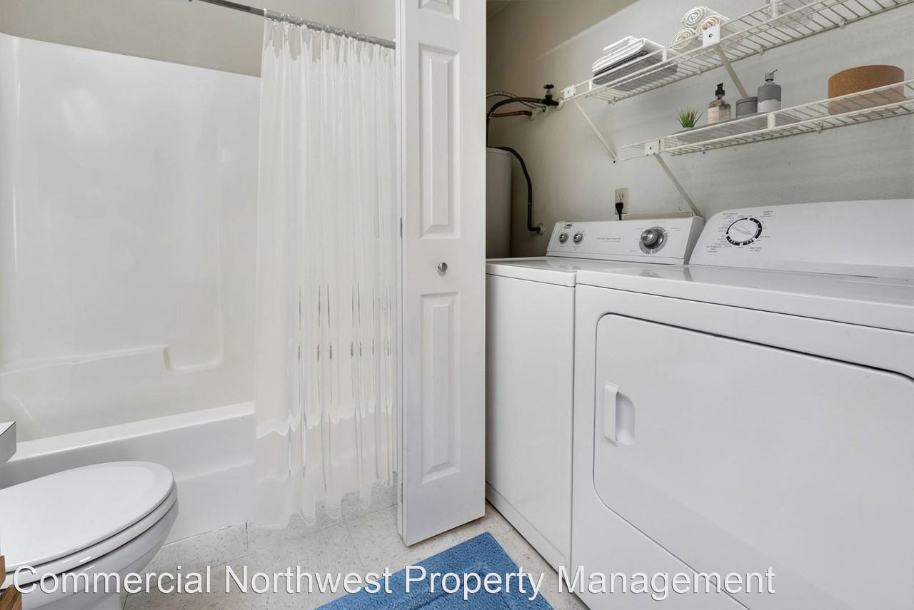 Longmont Station Apartments - Photo 2 of 37