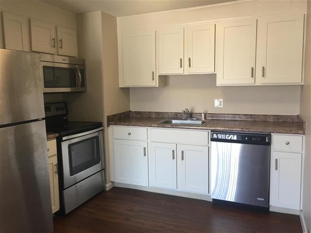 Coach House - Photo 4 of 50